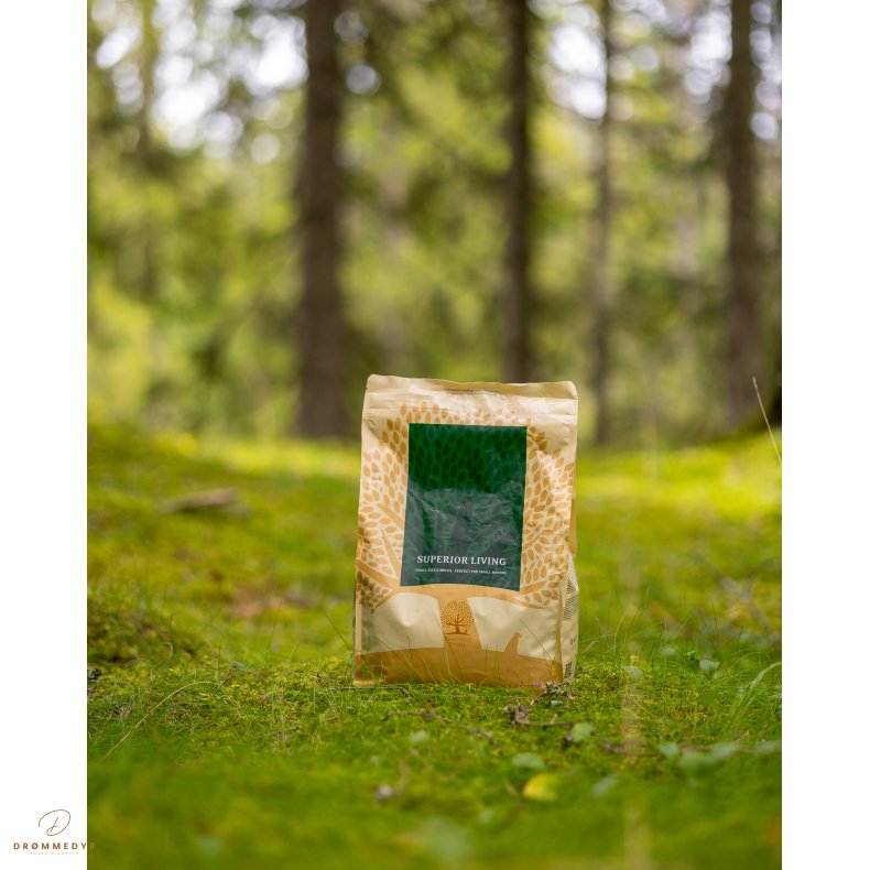 ESSENTIAL SUPERIOR LIVING 2,5KG